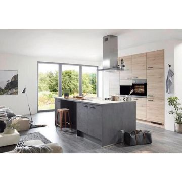 BUCĂTĂRIE LA COMANDĂ