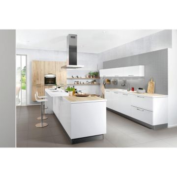 BUCĂTĂRIE LA COMANDĂ