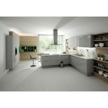 BUCĂTĂRIE LA COMANDĂ