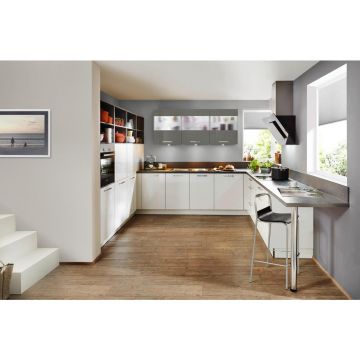 BUCĂTĂRIE LA COMANDĂ