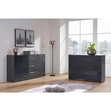 COMODĂ CU UȘI 135/101/40,5 cm