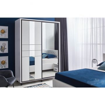 Dulap Rio cu uși glisante, oglindă mare și picioare metalice, PAL melaminat, 160 cm, alb Dulap Rio cu uși glisante, oglindă mare și picioare metalice, PAL melaminat, 160 cm, alb