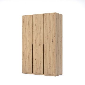 Dulap Teddy cu 3 uși, spațiu interior generos și finisaj stejar natural, 210x134.4x55 cm Dulap Teddy cu 3 uși, spațiu interior generos și finisaj stejar natural, 210x134.4x55 cm