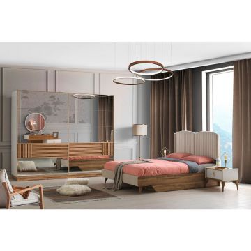 DULAP CU UȘI GLISANTE in maro deschis DULAP CU UȘI GLISANTE in maro deschis