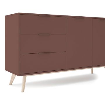 Comodă teracotă cu aspect mat 140x81x40 cm Campus – Marckeric